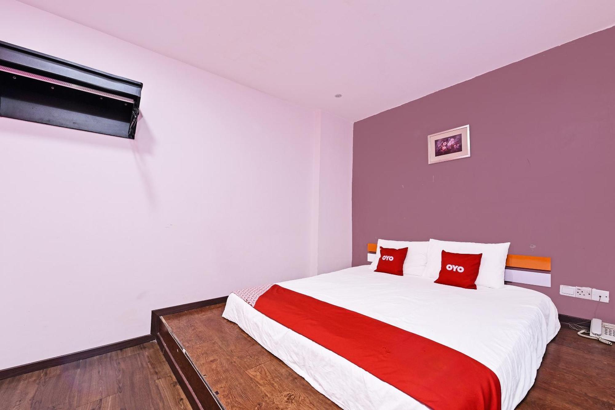 Super Oyo 992 Orange Hotel Kuala Pilah Exteriér fotografie