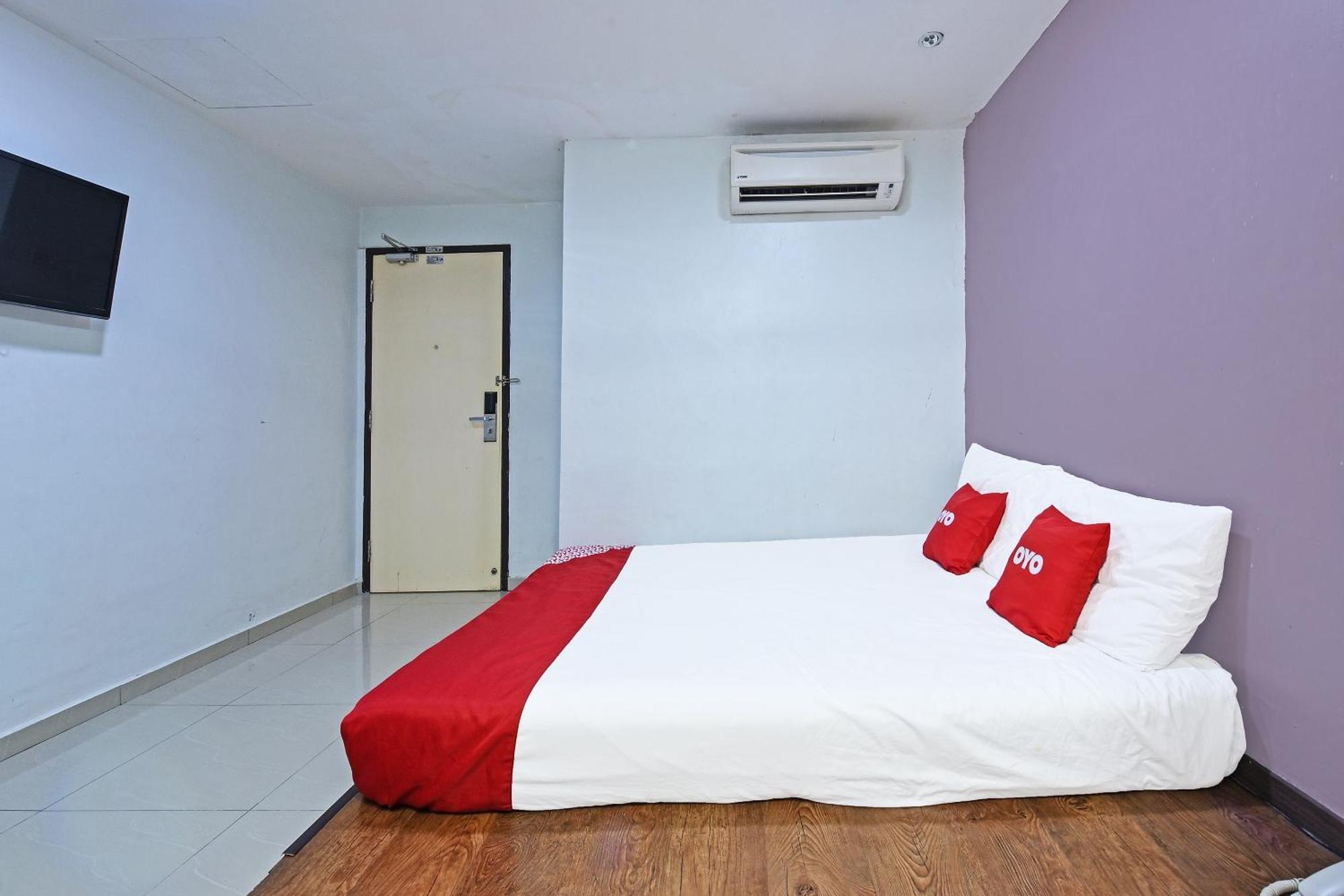 Super Oyo 992 Orange Hotel Kuala Pilah Exteriér fotografie