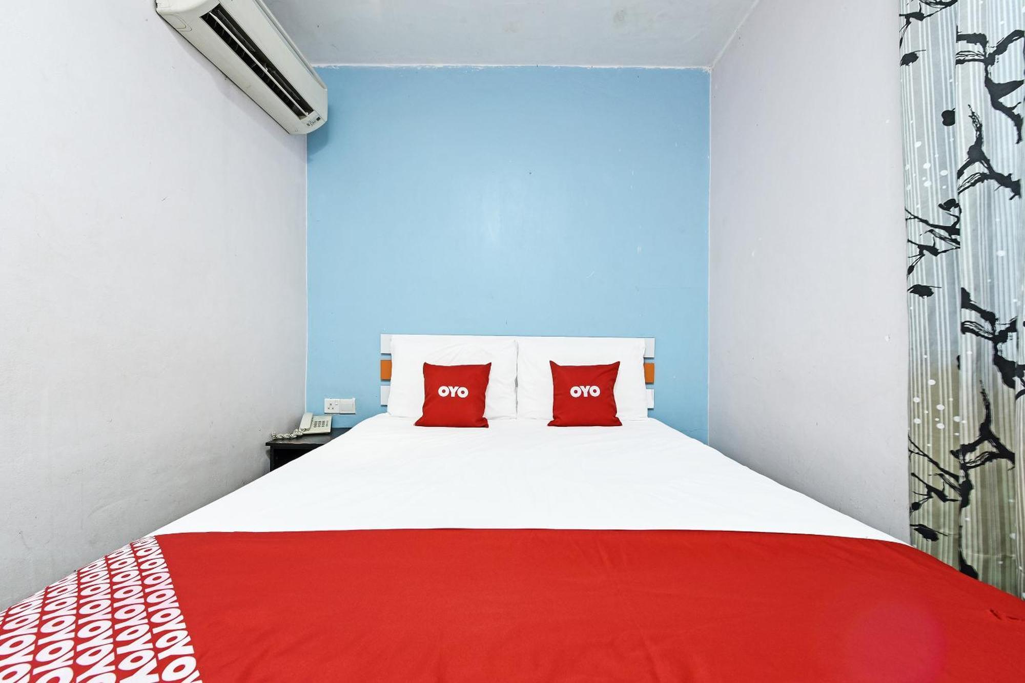 Super Oyo 992 Orange Hotel Kuala Pilah Exteriér fotografie